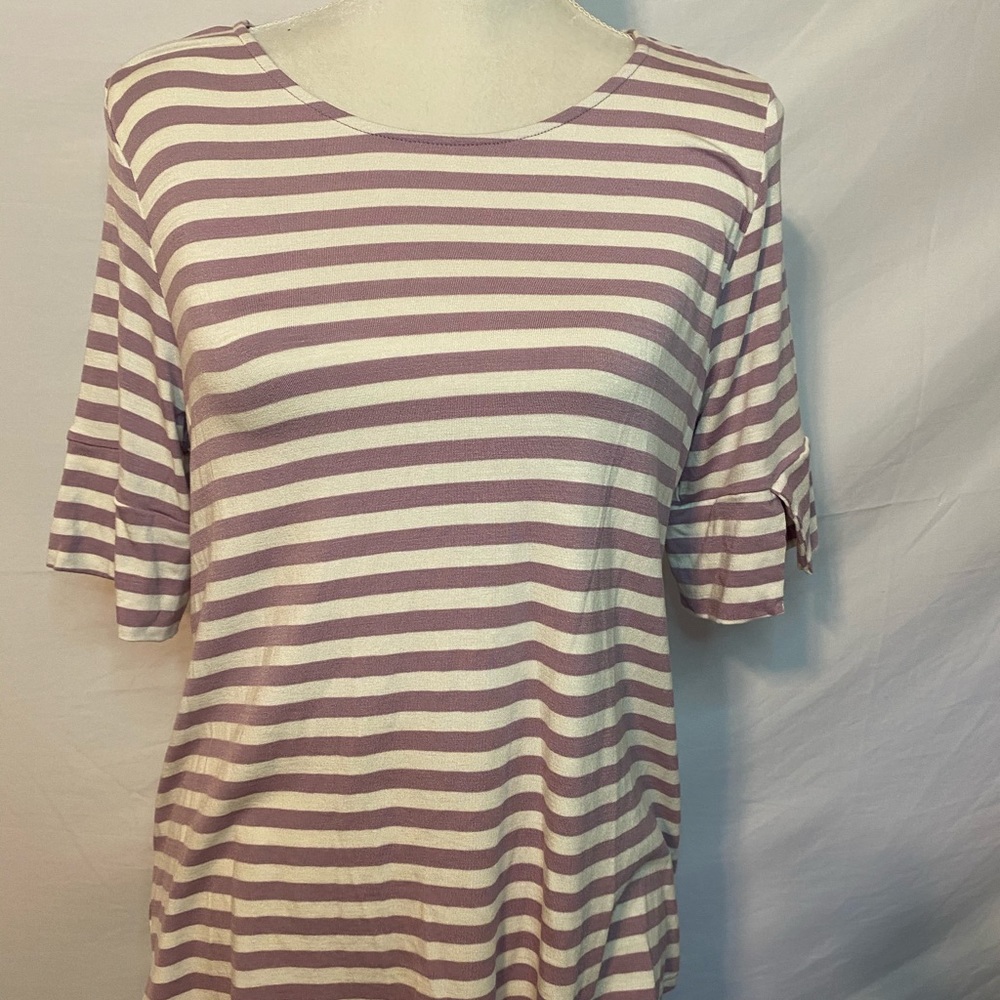 🍍🍍New! Les Amis purple stripped blouse